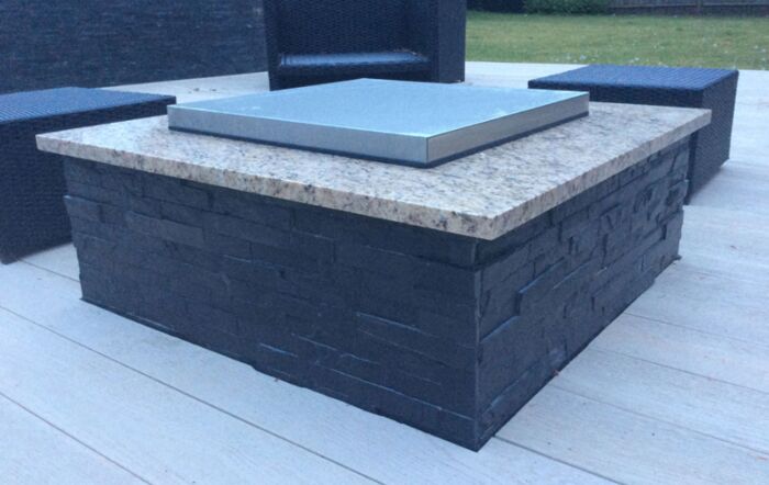 Protective lid available separately