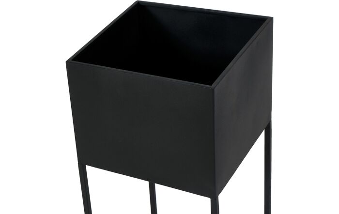 Pacific&#x20;Lifestyle&#x20;Graphite&#x20;Metal&#x20;Set&#x20;of&#x20;2&#x20;Planters-70-650&#x20;1