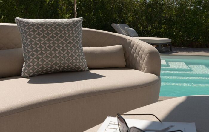 Maze&#x20;Ambition&#x20;Curve&#x20;3&#x20;Seater&#x20;Sofa&#x20;Daybed&#x20;-&#x20;Oatmeal-FB-AMB-C3SDB-CFS-OT&#x20;1