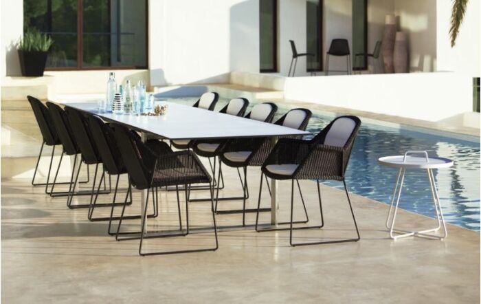 A choice of table tops are available