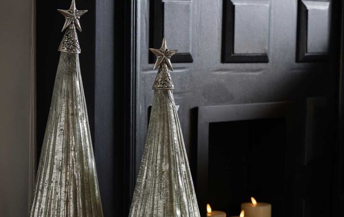 Hill Interiors The Noel Collection Footed Glass Decorative Tree Large-22466