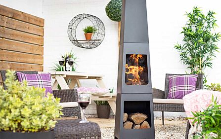 La Hacienda Malmo Chimenea with Log Store 1