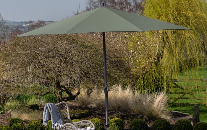 Pacific Lifestyle Riva 3.5m Round Parasol - Olive-18-120-OL