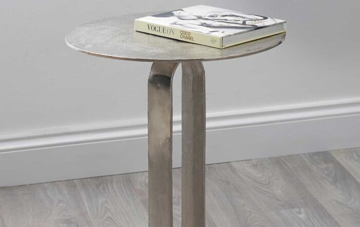 Pacific Lifestyle Zaneta Shiny Silver Metal Table-76-555-SI