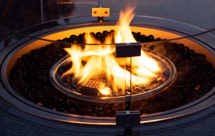 Maze&#x20;Oxford&#x20;8&#x20;Seat&#x20;Fire&#x20;Pit&#x20;Dining&#x20;Set&#x20;with&#x20;Venice&#x20;Chairs&#x20;and&#x20;Lazy&#x20;Susan-KIT-OX-180-RFP-HC-LS&#x20;1