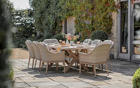 Bramblecrest Monterey Deluxe Vogue Rattan 8 Seat Rectangle Dining Set - Sandstone