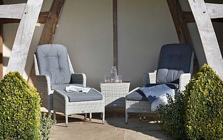 Bramblecrest Tetbury Garden Rattan Recliner Set - Cloud Bramblecrest Tetbury Garden Rattan Recliner Set - Cloud