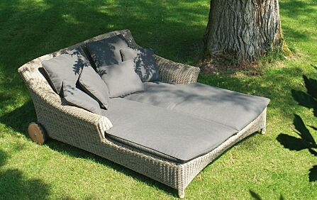 4 Seasons Outdoor Valentine Double Sunbed 4 Seasons Outdoor Valentine Double Sunbed