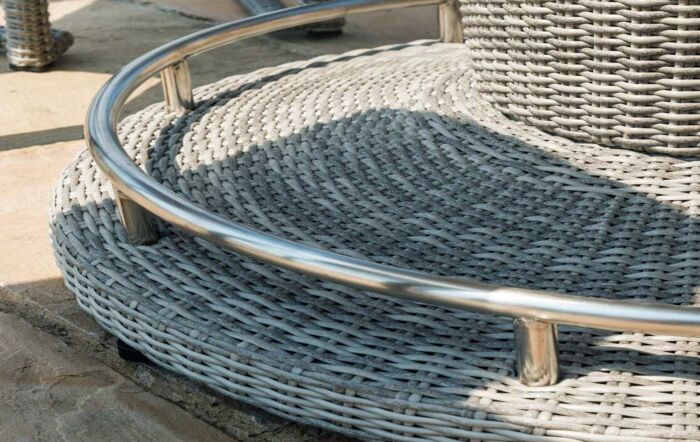 Maze Oxford 6 Seat Round Rattan Bar Set with Ice Bucket