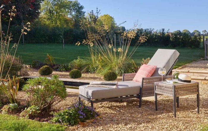 Bramblecrest Mauritius Lounger with Square Side Table Bramblecrest Mauritius Lounger with Square Side Table