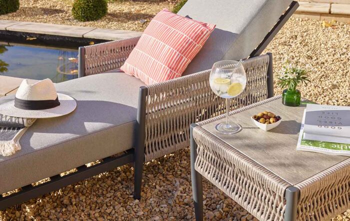 Bramblecrest Mauritius Lounger with Square Side Table Bramblecrest Mauritius Lounger with Square Side Table