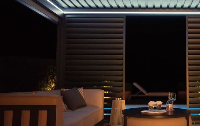 Maze Eden Pergola Aluminium 4 x 4m - Frame Only Maze Eden Pergola Aluminium 4 x 4m - Frame Only