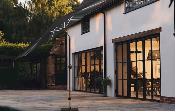 Glow Defender 3m Round Anthracite Centre Pole Parasol