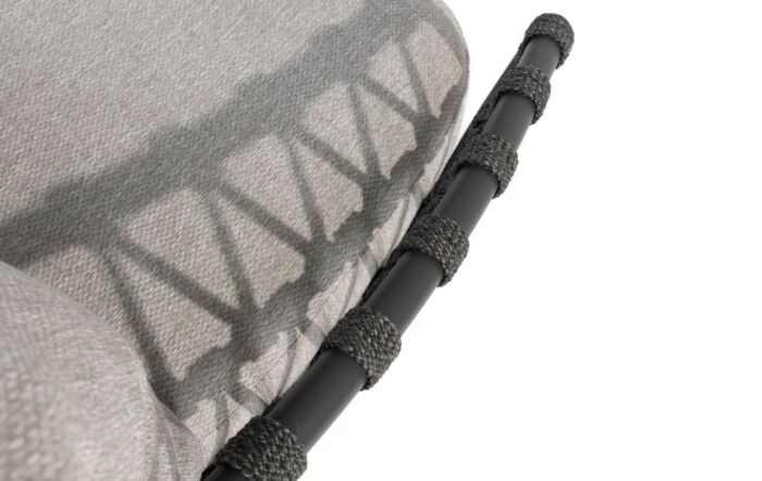 4 Seasons Outdoor Calpi Lounge Bench 4 Seasons Outdoor Calpi Lounge Bench