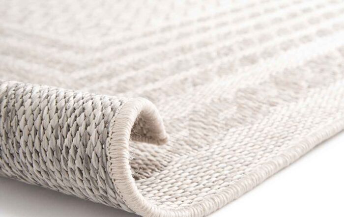 Maze Alfresco Silver Indoor/Outdoor Rug - 160cmx230cm Maze Alfresco Silver Indoor/Outdoor Rug - 160cmx230cm