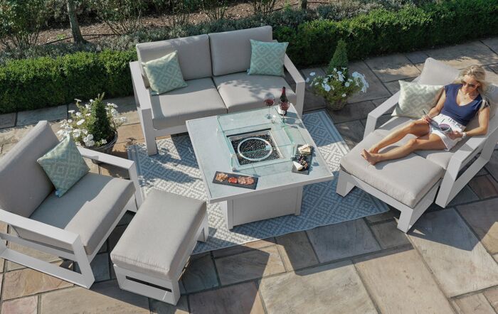 Maze Amalfi 2 Seat Sofa Set with Fire Pit Table - White Maze Amalfi 2 Seat Sofa Set with Fire Pit Table - White