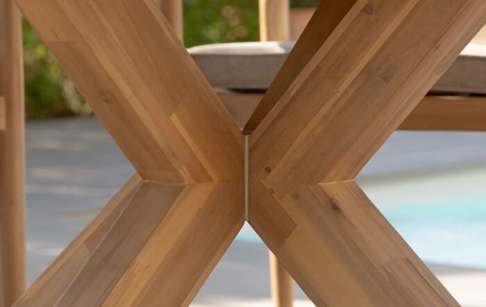 Maze Porto 4 Seat Round Garden Dining Set Maze Porto 4 Seat Round Garden Dining Set