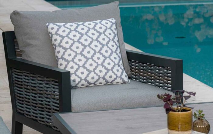 Bramblecrest Portofino Adjustable Casual 3 Seat Sofa Set with Ceramic Table Bramblecrest Portofino Adjustable Casual 3 Seat Sofa Set with Ceramic Table