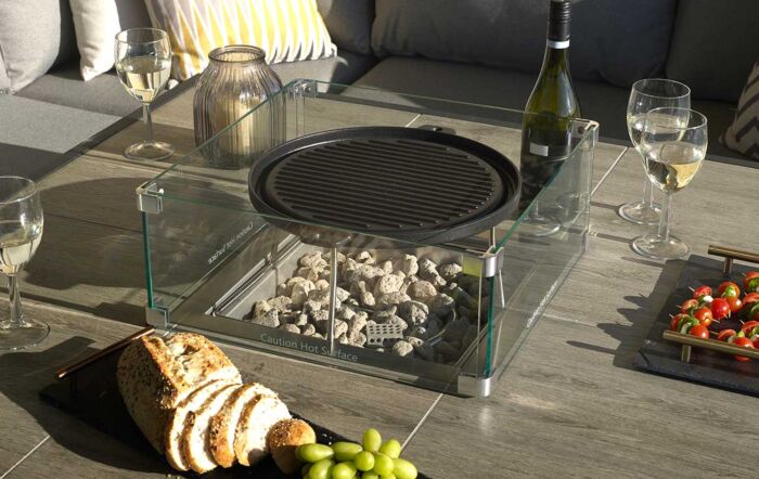 Bespoke griddle available separately Bespoke griddle available separately