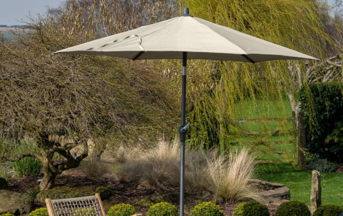 Pacific Lifestyle Riva 3.5m Champagne Parasol & 40kg Wheeled Base
