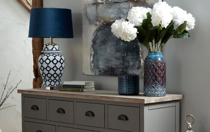 Hill&#x20;Interiors&#x20;Seville&#x20;Large&#x20;Indigo&#x20;Scalloped&#x20;Vase-22342&#x20;1