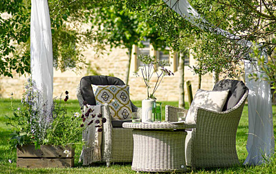 Expert Tips: How to Get Your Garden Furniture Summer-Ready